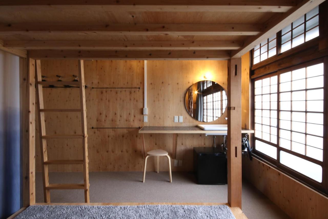 まちの別邸 緝 Shu Vandrarhem Kōchi Exteriör bild